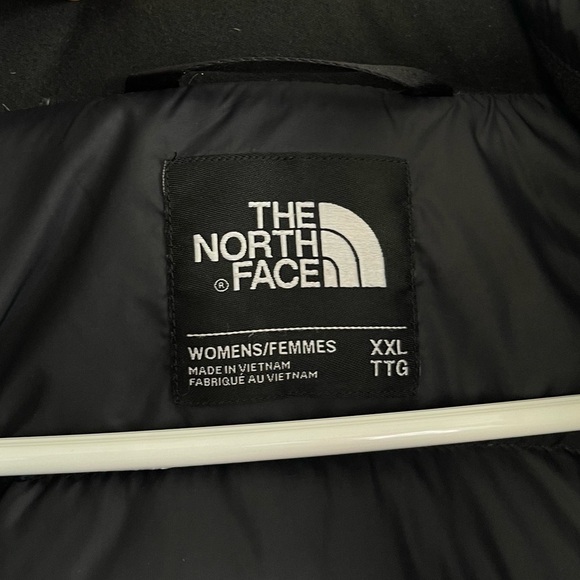 The North Face Black Metropolis II Hooded Down Parka - Picture 5 of 8